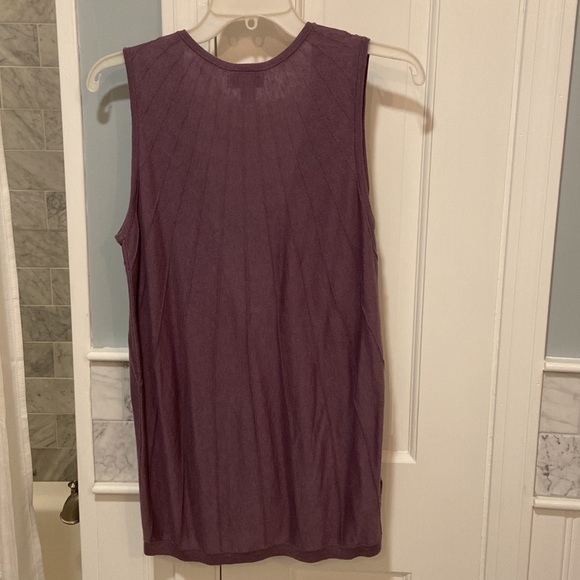 Tank Jersey by Loft, Size Medium. In excellent condition. - Picture 9 of 11